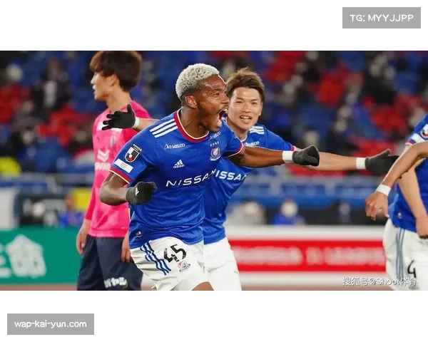 浦和红钻主力前锋伤缺横滨水手迎战挑战升级